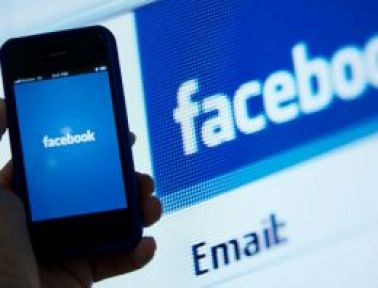 Facebook'a canlı yayın geliyor